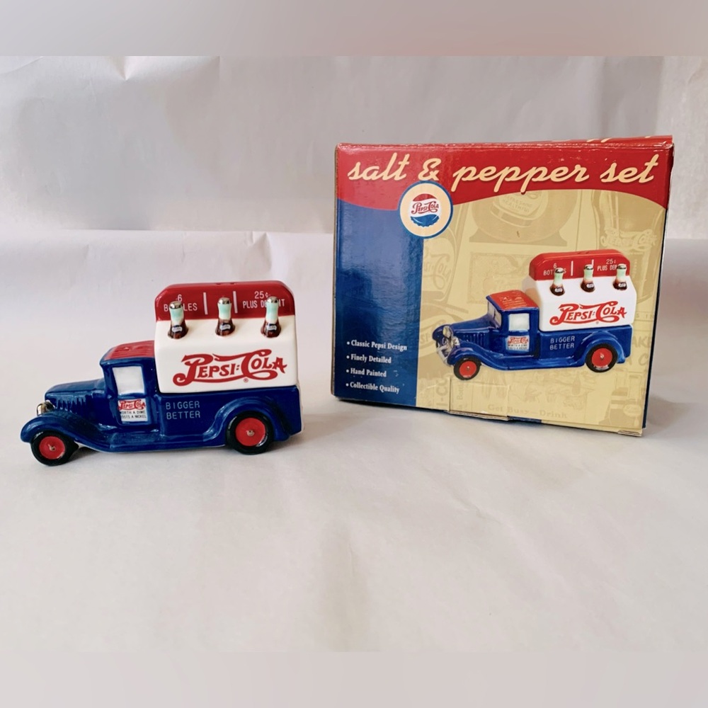 Pepsi Cola delivery truck salt and pepper shaker